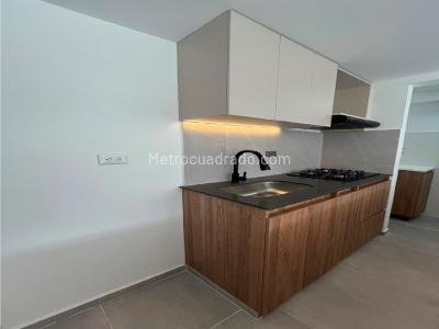 Apartamento de 2 alcobas en venta en La Primavera, Bello, 55 m² · foto 8 de 20