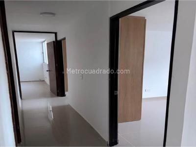 Apartamento de 3 alcobas en venta en Valadares, Bello, 60 m² · foto 14 de 20