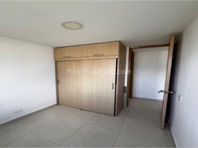 Apartamento de 3 alcobas en venta en La Gabriela, Bello, 66 m² · foto 8 de 20