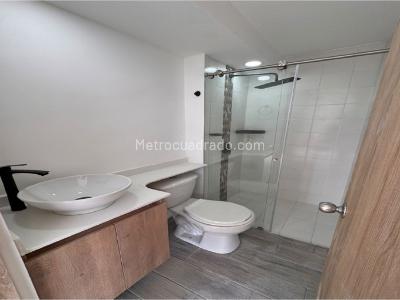 Apartamento de 2 alcobas en venta en Bucaros, Bello, 50 m² · foto 13 de 20