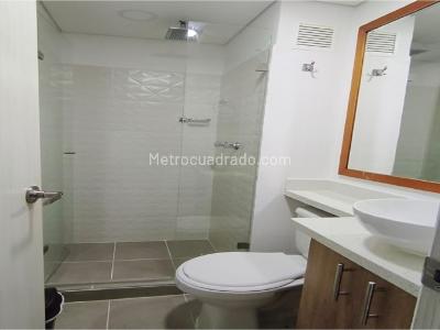 Apartamento de 3 alcobas en venta en San Jose, Sabaneta, 55 m² · foto 8 de 20