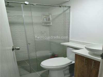 Apartamento de 3 alcobas en venta en San Jose, Sabaneta, 55 m² · foto 13 de 20