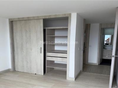 Apartamento de 2 alcobas en venta en Las Lomitas, Sabaneta, 84 m² · foto 19 de 20