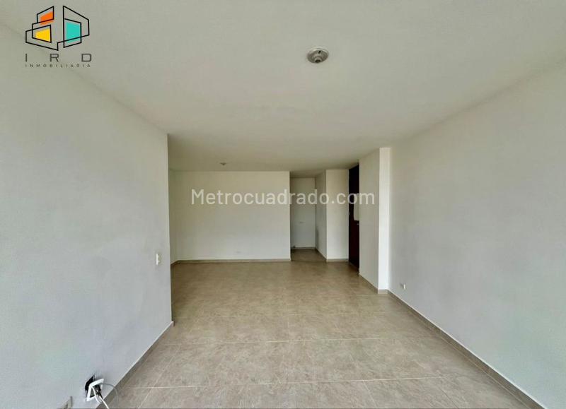 2BR Apartment with Balcony in Guayabales de la Abadía - 7