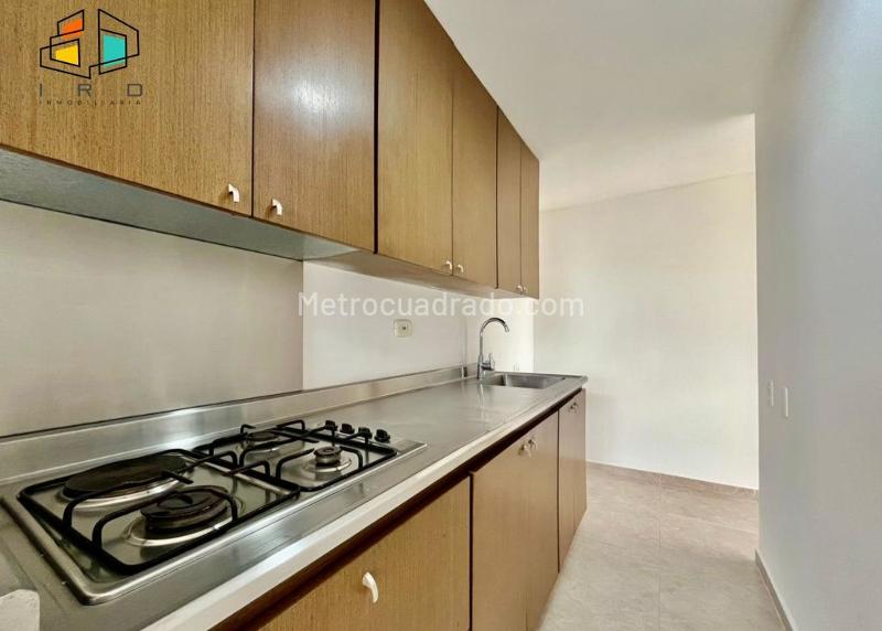 2BR Apartment with Balcony in Guayabales de la Abadía - 9