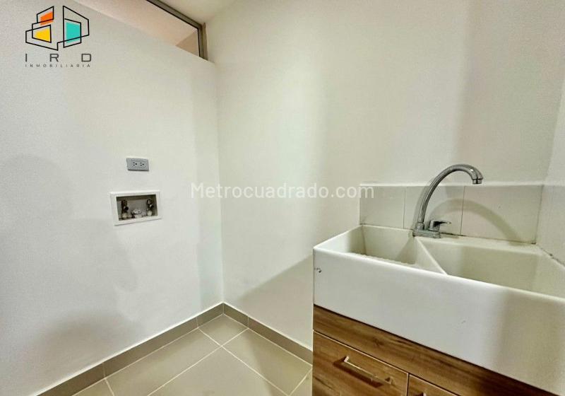 Apartamento de 3 Alcobas con Terrazas en Las Palmas, Medellín - 6