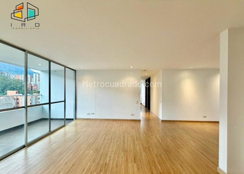 Elegante apartamento de 3 habitaciones en Zúñiga, Envigado - 3