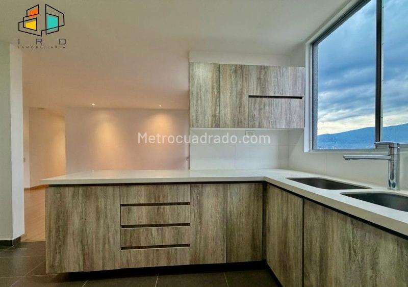 Elegante apartamento de 3 habitaciones en Zúñiga, Envigado - 7