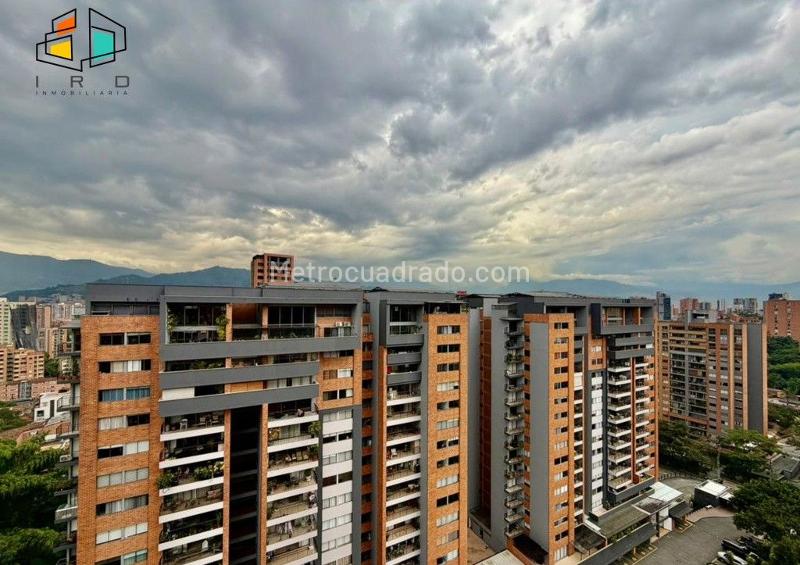 Elegante apartamento de 3 habitaciones en Zúñiga, Envigado - 9