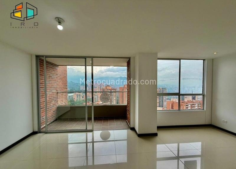 Spacious 3BR Apartment in El Esmeraldal, Envigado - 3