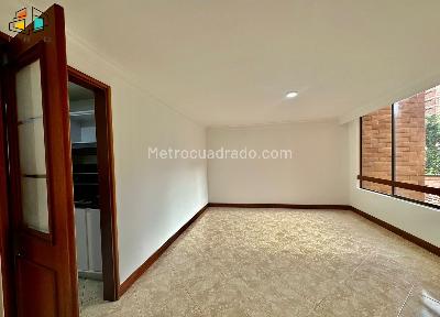 Apartamento de 3 alcobas en venta en Laureles, Medellín, 130 m² · foto 6 de 20