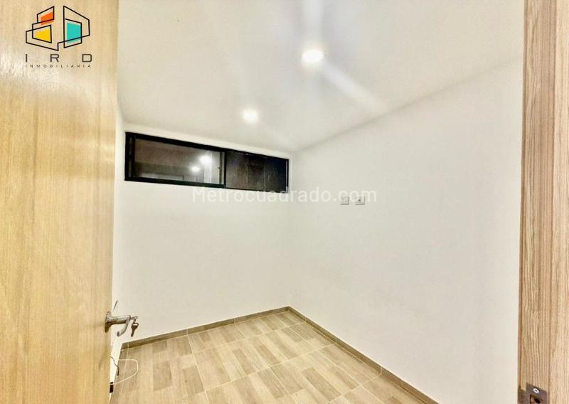 Apartamento moderno de 2 alcobas con parqueadero en Panamericano - 8