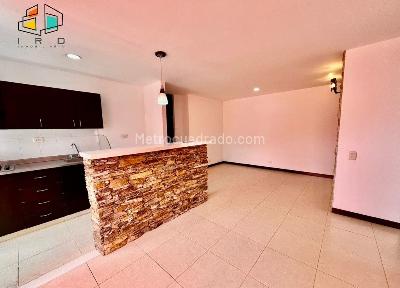 Apartamento de 2 alcobas en venta en El Poblado Loma Del Indio, Medellín, 61 m² · foto 3 de 20