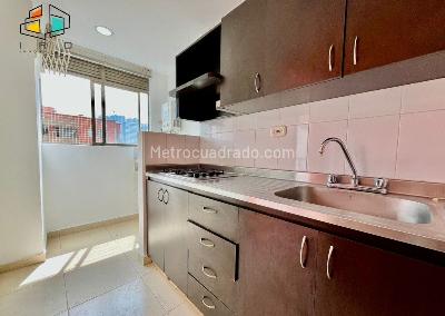 Apartamento de 2 alcobas en venta en El Poblado Loma Del Indio, Medellín, 61 m² · foto 5 de 20