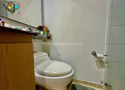 Apartamento de 3 alcobas en venta en El Poblado Loma Del Indio, Medellín, 86 m² · foto 17 de 20