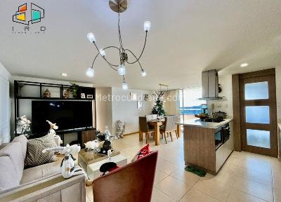 Apartamento de 3 alcobas en venta en El Poblado Loma Del Indio, Medellín, 86 m² · foto 2 de 20