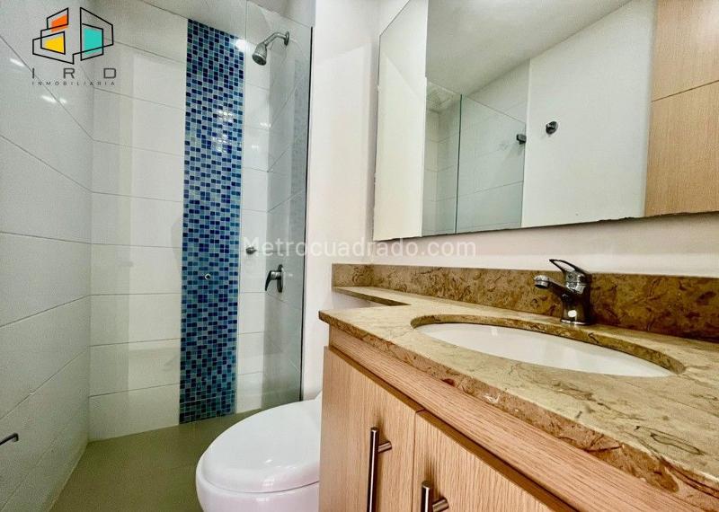 Apartamento acogedor de 3 Alcobas con vista en El Poblado - 9