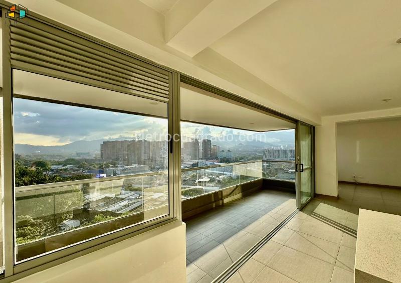 Apartamento Encantador de 2 Alcobas en Loma San Julián - 4