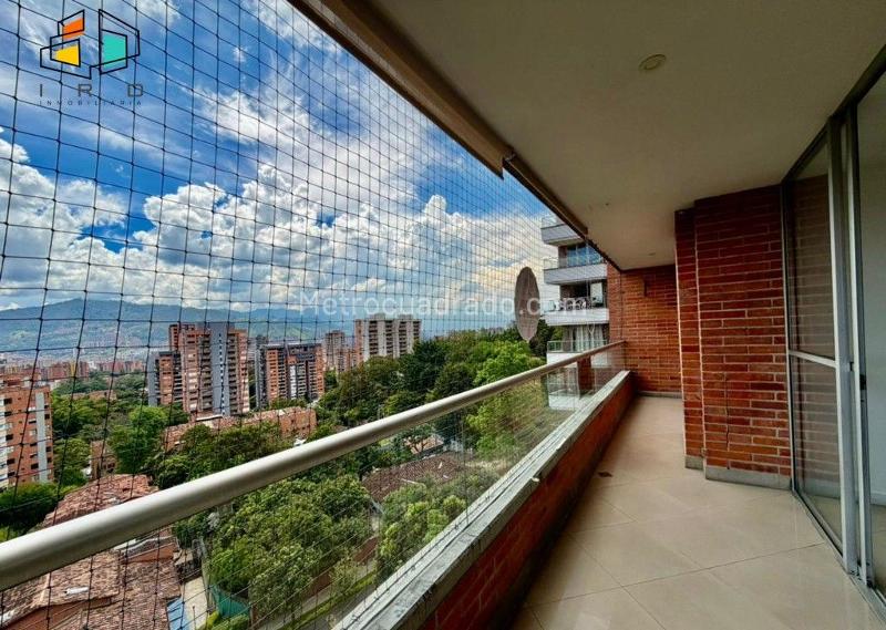 Elegant 3BR Apartment in Zúñiga, Envigado - 4
