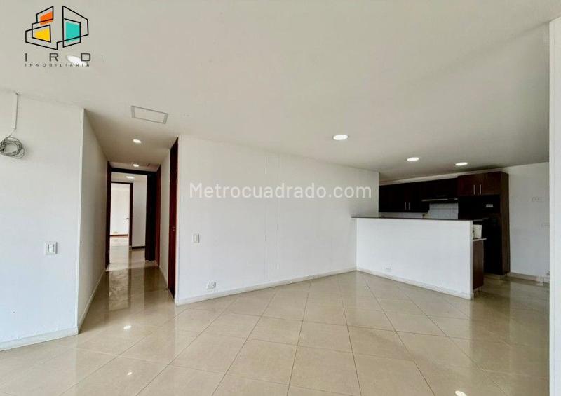 Elegant 3BR Apartment in Zúñiga, Envigado - 5