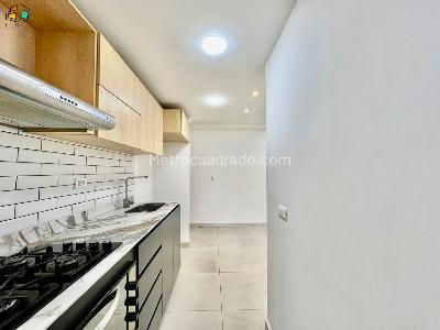 Apartamento de 2 alcobas en venta en Zona Industrial No 1, Bello, 55 m² · foto 9 de 20