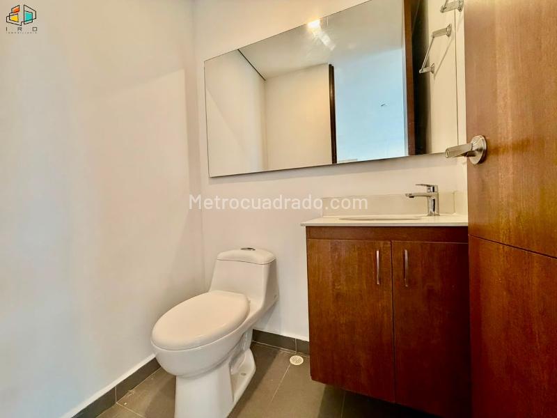 Piso – Medellín - Más