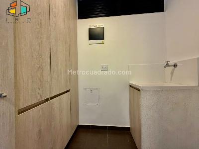 Apartamento en venta en Altos Del Poblado, Medellín · foto 8 de 20