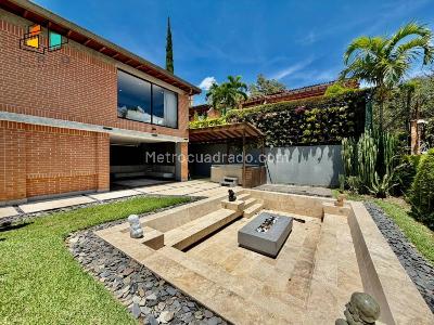 Casa de 5 alcobas en arriendo en Loma Benedictinos, Envigado, 390 m² · foto 11 de 20