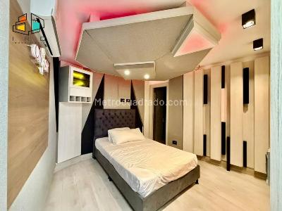 Casa de 5 alcobas en arriendo en Loma Benedictinos, Envigado, 390 m² · foto 14 de 20