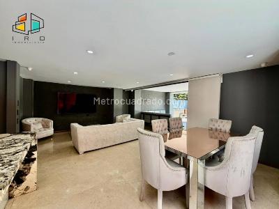 Casa de 5 alcobas en arriendo en Loma Benedictinos, Envigado, 390 m² · foto 4 de 20