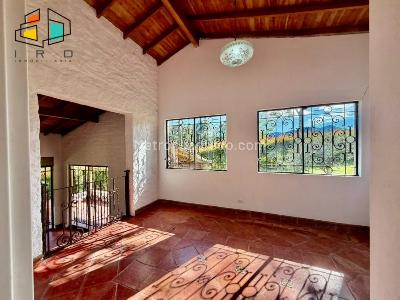 Casa de 4 alcobas en arriendo en Altos Del Poblado, Medellín · foto 19 de 20