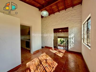 Casa de 4 alcobas en arriendo en Altos Del Poblado, Medellín · foto 20 de 20