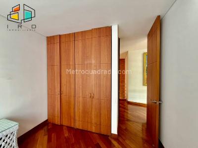 Apartamento de 3 alcobas en venta en Los Naranjos, Medellín, 139 m² · foto 19 de 20