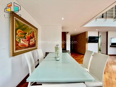 Apartamento de 3 alcobas en venta en Los Naranjos, Medellín, 139 m² · foto 3 de 20