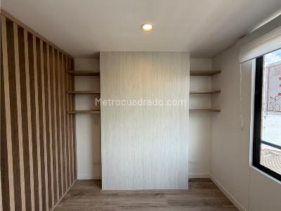 Apartaestudio en venta en La Castellana, Bogotá, 22 m² · foto 6 de 10
