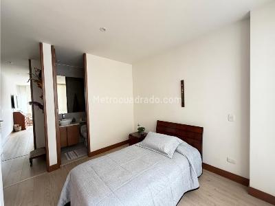 Apartamento de 2 alcobas en venta en San Patricio, Bogotá, 105 m² · foto 11 de 19