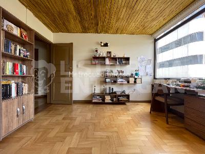 Apartamento en venta en Los Rosales, Bogotá · foto 6 de 16