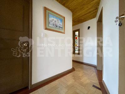 Apartamento en venta en Los Rosales, Bogotá · foto 9 de 16