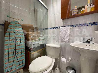 Apartamento en venta en Los Rosales, Bogotá · foto 13 de 16