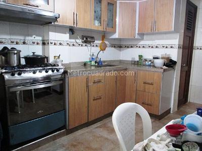 Casa en venta en Divino Salvador Galerias, Bogotá · foto 6 de 20