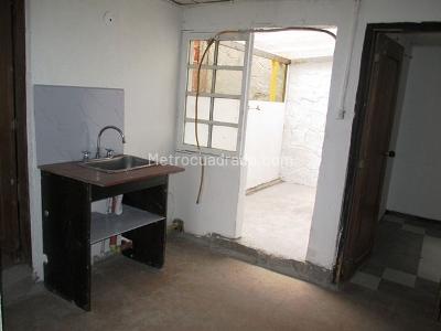 Casa de 5 alcobas en venta en Las Guacamayas, Bogotá, 137 m² · foto 12 de 20