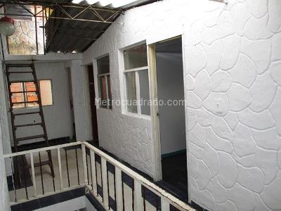 Casa de 5 alcobas en venta en Las Guacamayas, Bogotá, 137 m² · foto 17 de 20