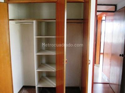 Apartamento de 3 alcobas en venta en Villas De Granada Et I, Bogotá, 64 m² · foto 13 de 15