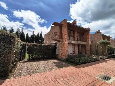 Casa de 3 alcobas en venta en Chía, 177 m² · foto 2 de 17