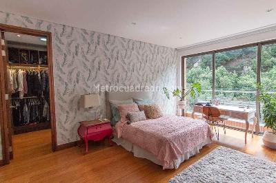 Apartamento de 4 alcobas en venta en Cerros De Los Alpes, Bogotá, 350 m² · foto 18 de 20