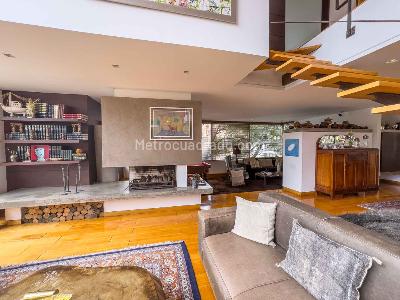 Apartamento de 3 alcobas en venta en La Cabrera, Bogotá, 300 m² · foto 4 de 14