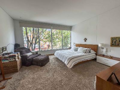 Apartamento de 3 alcobas en venta en La Cabrera, Bogotá, 300 m² · foto 10 de 14
