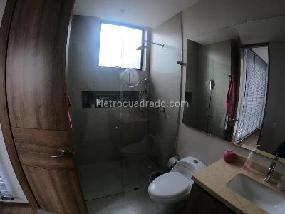 Casa de 3 alcobas en venta en Bosque De Pinos, Bogotá, 186 m² · foto 10 de 14