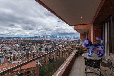 Apartamento de 4 alcobas en venta en Cerros De Los Alpes, Bogotá, 557 m² · foto 8 de 20