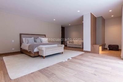 Apartamento de 4 alcobas en venta en Cerros De Los Alpes, Bogotá, 557 m² · foto 10 de 20